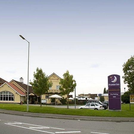 Premier Inn مدينة ويلوين جاردن المظهر الخارجي الصورة