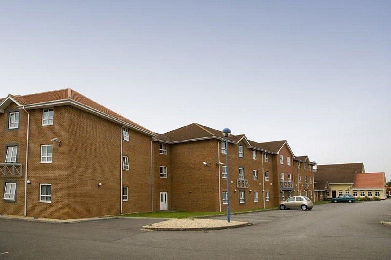 Premier Inn مدينة ويلوين جاردن المظهر الخارجي الصورة